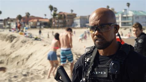 m4ufree s.w.a.t.|Prime Video: SWAT (2017), Season 3.